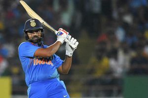 400 క్లబ్: తొలి భారత క్రికెటర్‌గా చరిత్ర సృష్టించేందుకు సిక్స్ దూరంలో రోహిత్ శర్మ