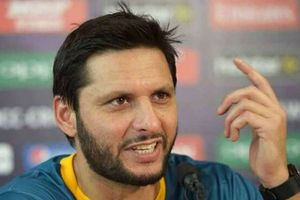 కనేరియాపై వివక్ష: కుమార్తె హారతి సీన్ చూసిందని టీవీ పగలగొట్టిన షాహిద్‌ అఫ్రిది (వీడియో)