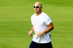 'జంతువుల్లాగా ప్రవర్తించారు.. నా భార్య, కుమారుడిని బయటకు పంపించారు'