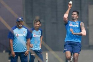 ఎన్‌సీఏకు హార్దిక్‌ పాండ్యా.. ద్రవిడ్‌ పర్యవేక్షణలో రెండు వారాలు శిక్షణ.. వన్డేలకు దూరం!!