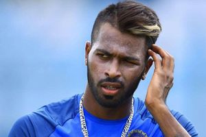 అతని కోసమే వన్డే, టెస్ట్ సెలెక్షన్ మళ్లీ వాయిదా!