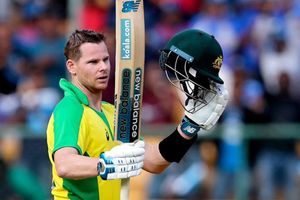 స్మిత్ సెంచరీ.. భారత్‌కు భారీ లక్ష్యం