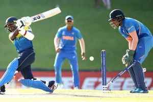 అండర్‌-19 ప్రపంచకప్‌.. శ్రీలంకపై భారత్‌ ఘన విజయం!!