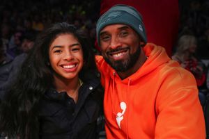 మాకు అండగా నిలిచిన ప్రతి ఒక్కరికీ ధన్యవాదాలు: కోబీ బ్రయంట్ భావోద్వేగ పోస్టు!