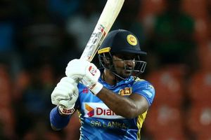 'టీమిండియా పటిష్ఠమైన జట్టు.. గెలవాలంటే సీనియర్లు బాధ్యత తీసుకోవాలి'