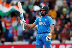 సూపర్ ఓవర్ ఆలోచనే రాలేదు.. బ్యాగు ముందే సర్ధేసుకున్నా: రోహిత్