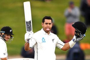 సిడ్నీ టెస్టులో రాస్ టేలర్ అరుదైన ఘనత