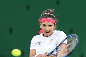 సానియా సంచలనం.. హోబర్ట్ ఇంటర్నేషనల్ టైటిల్ కైవసం