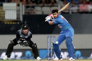 కివీస్ తీరంలో మరో సూపర్‌ స్టార్‌: అయ్యర్‌పై స్మిత్ ప్రశంసల వర్షం