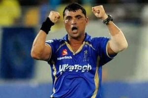 బీసీసీఐ ఏం చెప్తోంది: ఐపీఎల్ 2020లో ఆడేందుకు ప్రవీణ్ తాంబే అనర్హుడు!