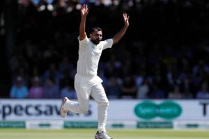 చెలరేగిన భారత బౌలర్లు.. 235 పరుగులకు కివీస్ ఆలౌట్.. బౌండరీలతో రెచ్చిపోయిన షా!!