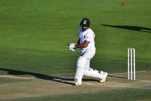 ముగిసిన మూడో రోజు ఆట.. కష్టాల్లో భారత్