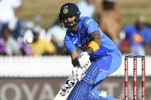 రాహులా మిడిలార్డర్ వద్దు.. ఓపెనింగే ముద్దు : గంభీర్