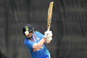 మరోసారి మెరిసిన షెఫాలీ.. శ్రీలంకపై భారత్ ఘన విజయం