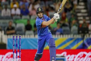 'షెఫాలీ ఆది నుంచే విధ్వంసం సృష్టిస్తుంది.. నాలానే పరుగులు సాధిస్తోంది'