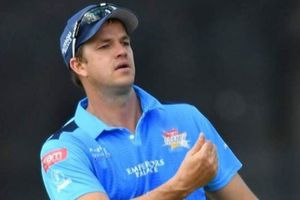 ధోనీ వల్లే.. చెన్నై సూపర్ కింగ్స్ సూపర్ సక్సెస్: మాజీ క్రికెటర్