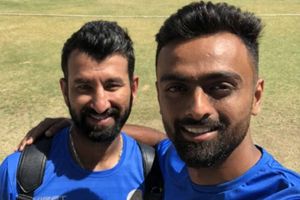 అతడిని జట్టులోకి ఎంపిక చేయండి.. భారత సెలక్టర్లకి పుజారా సూచన!!