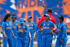 ఫైనల్ ముంగిట భారత అమ్మాయిలకు సచిన్ కీలక సందేశం