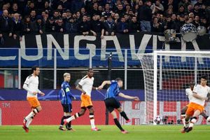 స్పెయిన్ కొంపముంచిన ఫుట్‌బాల్ మ్యాచ్.. పిట్టల్లా రాలుతున్న జనం!!