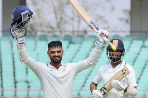 రంజీ ఫైనల్: ఆదుకున్న అర్పిత్, పుజారా.. సౌరాష్ట్ర భారీ స్కోర్