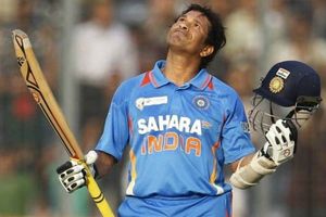 క్రికెట్‌‌ చరిత్రలో నమోదైన ఆ అద్భుతానికి ఎనిమిదేళ్లు!!