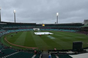 టీ20 ప్రపంచకప్‌ నాకౌట్స్‌లలో రిజర్వ్‌డే?!!