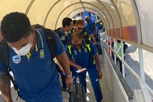 వన్డే సిరీస్‌ రద్దైనా భారత్‌లోనే సఫారీ క్రికెటర్లు.. ఎందుకంటే?!!