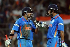 ధోనీ ఒక్కడితోనే ప్రపంచకప్ రాలేదు : గంభీర్