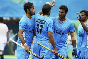 కరోనా కోసం హాకీ ఇండియా భారీ విరాళం!!