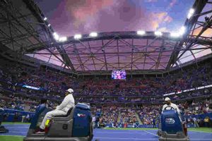 ఆసుపత్రిగా యూఎస్ ఓపెన్ టెన్నిస్ కోర్టు!!