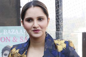 ఆనమ్ త్రోబాక్ డ్యాన్స్ వీడియో.. పంచ్ ఇచ్చిన సానియా మీర్జా!!