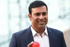 వయసు ఓ నంబరే.. మరో రెండేళ్లు ధోనీ ఆడుతాడు: వీవీఎస్ లక్ష్మణ్