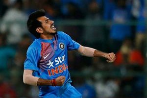 అలా అయితే ఎవరు సిక్స్ కొడితే వారే బంతిని తెచ్చుకోవాలి: చహల్