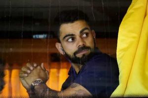 టికెట్ తీసుకోకుండా కండక్టర్‌కు అలా చెప్పి అడ్డంగా బుక్కయ్యా: కోహ్లీ