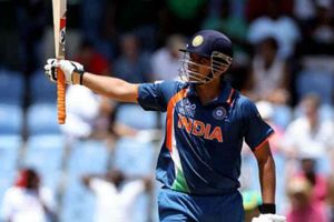 భారత్ త‌ర‌ఫున తొలి సెంచరీ.. సురేష్ రైనా శతకానికి పదేళ్లు!!