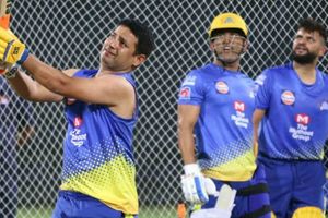 చెన్నై జట్టులో మరో హిట్టర్.. ఇక ప్రతి బంతీ సిక్సరే!!