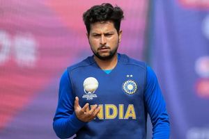 నేనేం ధోనీపై ఆధారపడలేదు: కుల్దీప్ యాదవ్