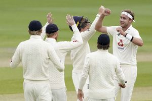 'స్టువర్ట్ బ్రాడ్ 500 వికెట్లతో ఆగడు.. 600వికెట్ల మైలురాయిని చేరుకుంటాడు'