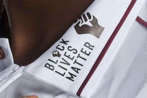 జాతి వివక్షకు వ్యతిరేకంగా వెస్టిండీస్ బాటలోనే ఇంగ్లండ్.!