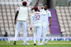 ప్రారంభమైన రెండో రోజు ఆట.. చెలరేగుతున్న గాబ్రియెల్.. మూడు వికెట్లు కోల్పోయిన ఇంగ్లండ్