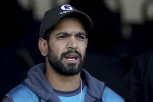 ఆ క్రికెటర్‌కు 5సార్లు కరోనా పాజిటివ్‌.. చివరికి నెగెటివ్‌!!