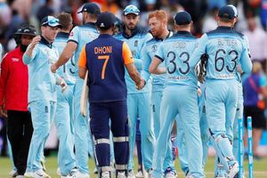 కరోనా ఎఫెక్ట్.. భారత్‌-ఇంగ్లండ్‌ సిరీస్‌లు వాయిదా!!