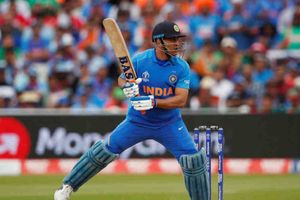 నాకు తెలిసి సంతోషంగా ధోనీ చివరి మ్యాచ్‌ ఆడేశాడు: నెహ్రా