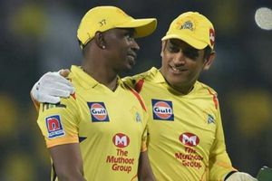 సాక్షి ధోనీనే 'హెలికాఫ్టర్‌' అనే పేరు పెట్టారు: బ్రావో