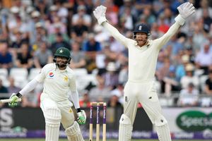 ఇంగ్లండ్-పాకిస్థాన్ ఫస్ట్ టెస్ట్‌‌కు వర్షం అంతరాయం!