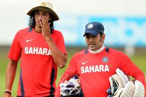 ధోనీ నన్ను ముసలోడా అంటాడు.. నా భార్య కూడా అలాగే ఏడిపిస్తుంటుంది: ఇషాంత్​