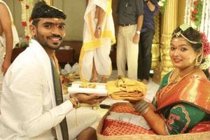 10 ఏళ్ల డేటింగ్ తర్వాత పెళ్లి చేసుకున్న భారత వికెట్ కీపర్!!