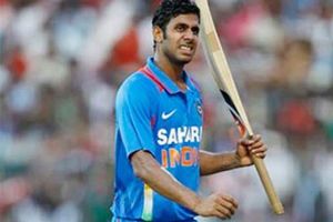 ఆ రోజు హోటల్ గదికి వెళ్లి వెక్కివెక్కి ఏడ్చాను: భారత క్రికెటర్‌