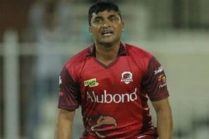 CPL 2020: తొలి భారత క్రికెటర్‌గా ప్రవీణ్ తాంబే రికార్డు!!