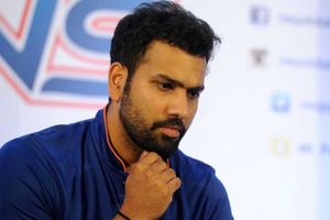 వీడ్కోలు పలికిన వారిలో ఏ ఆటగాడిని పునరాగమనం చేయిస్తావు.. రోహిత్ ఎవరిని ఎంచుకున్నాడో తెలుసా?